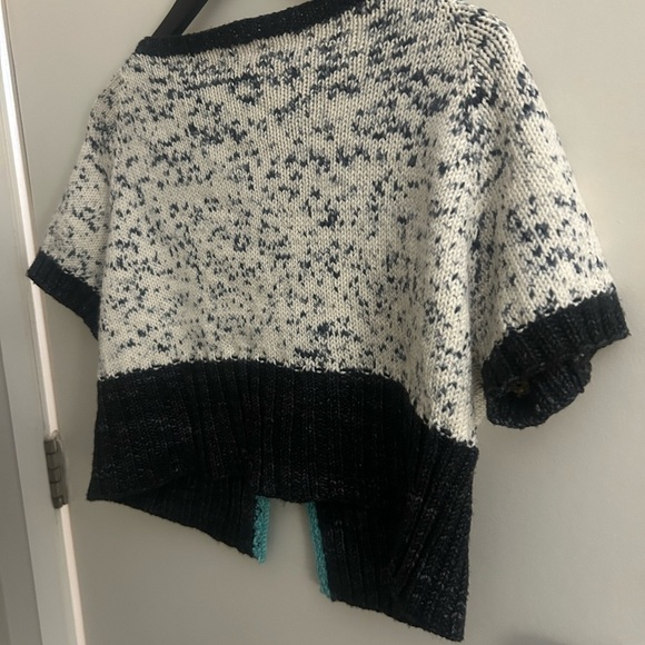 DIY homemade cotton (I think maybe wool) slight crop knit cardigan EUC it fits M - Picture 12 of 12